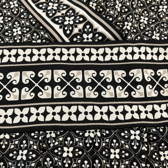 Max Studio Geo Print 3/4 Sleeve Dress - Picture 9 of 11